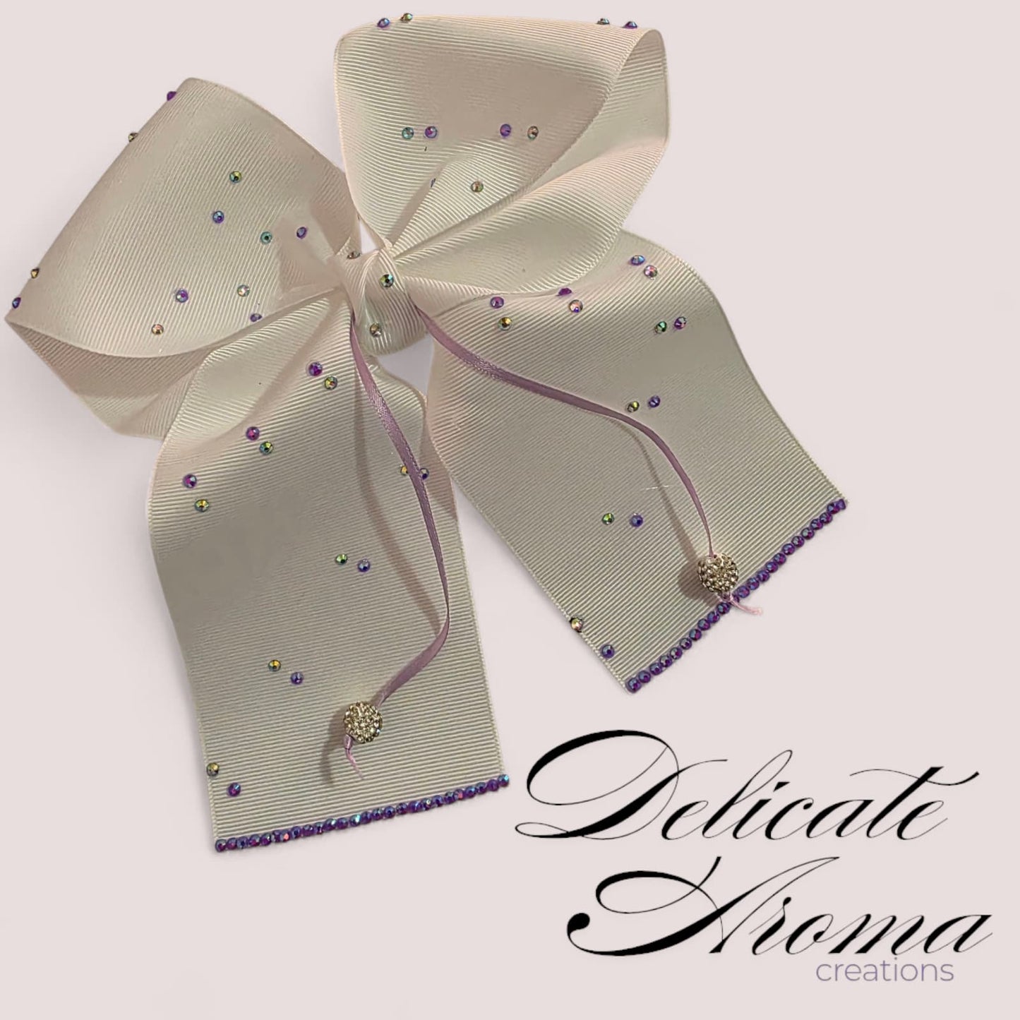 Hair Bows - Delicate Aroma Creations