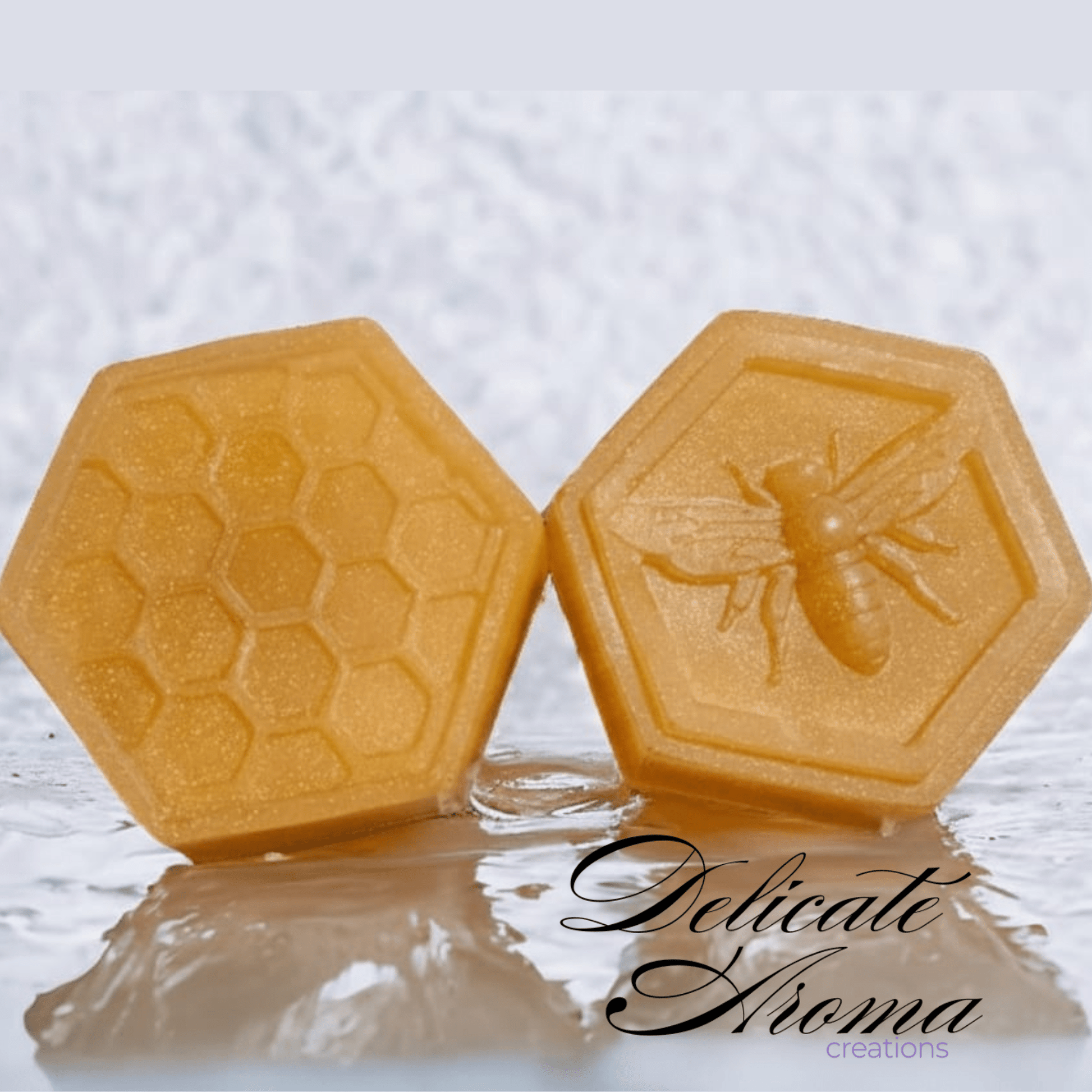 Honey Bee Rosemary - Delicate Aroma Creations