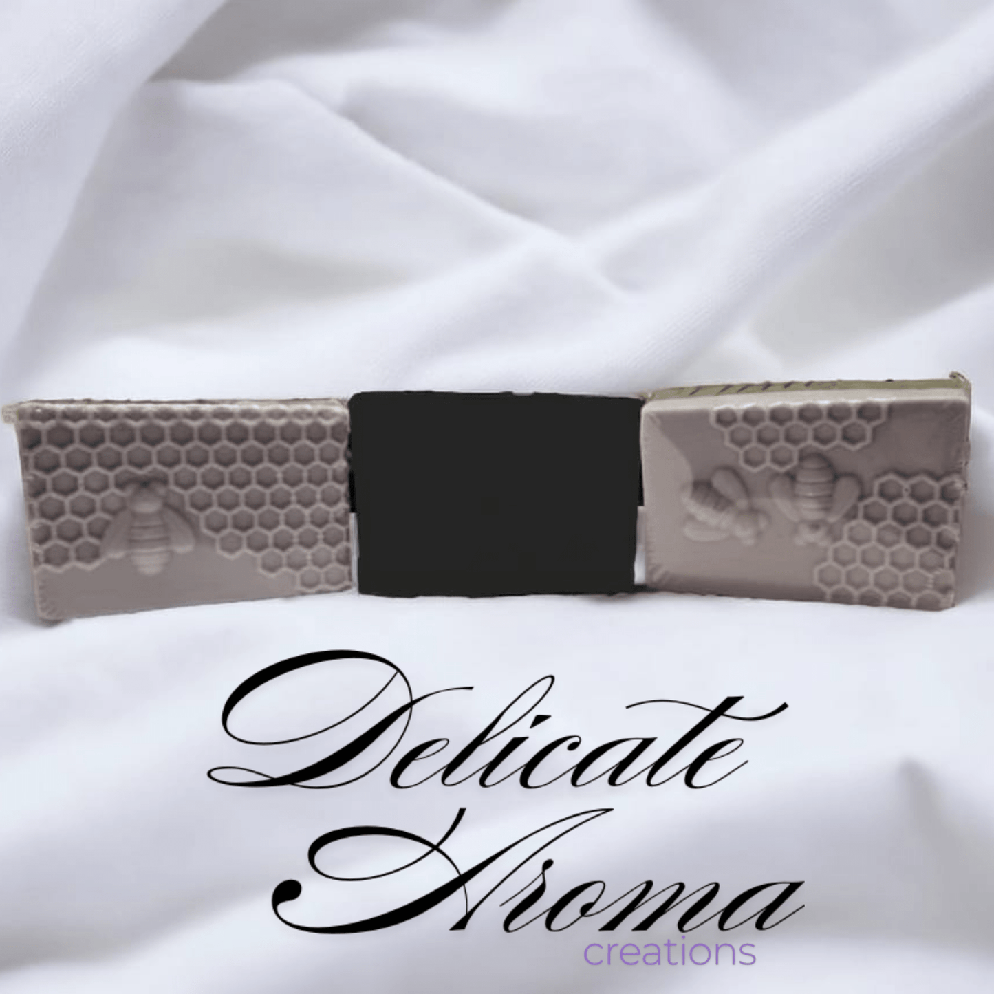 Vanilla Charcoal and Oatmeal - Delicate Aroma Creations