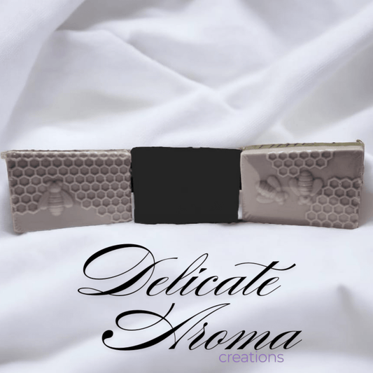 Vanilla Charcoal and Oatmeal - Delicate Aroma Creations